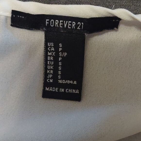 Forever 21 Women's Sz S Romantic Sexy white floral lace front top cap‎ sleeve - Picture 5 of 8